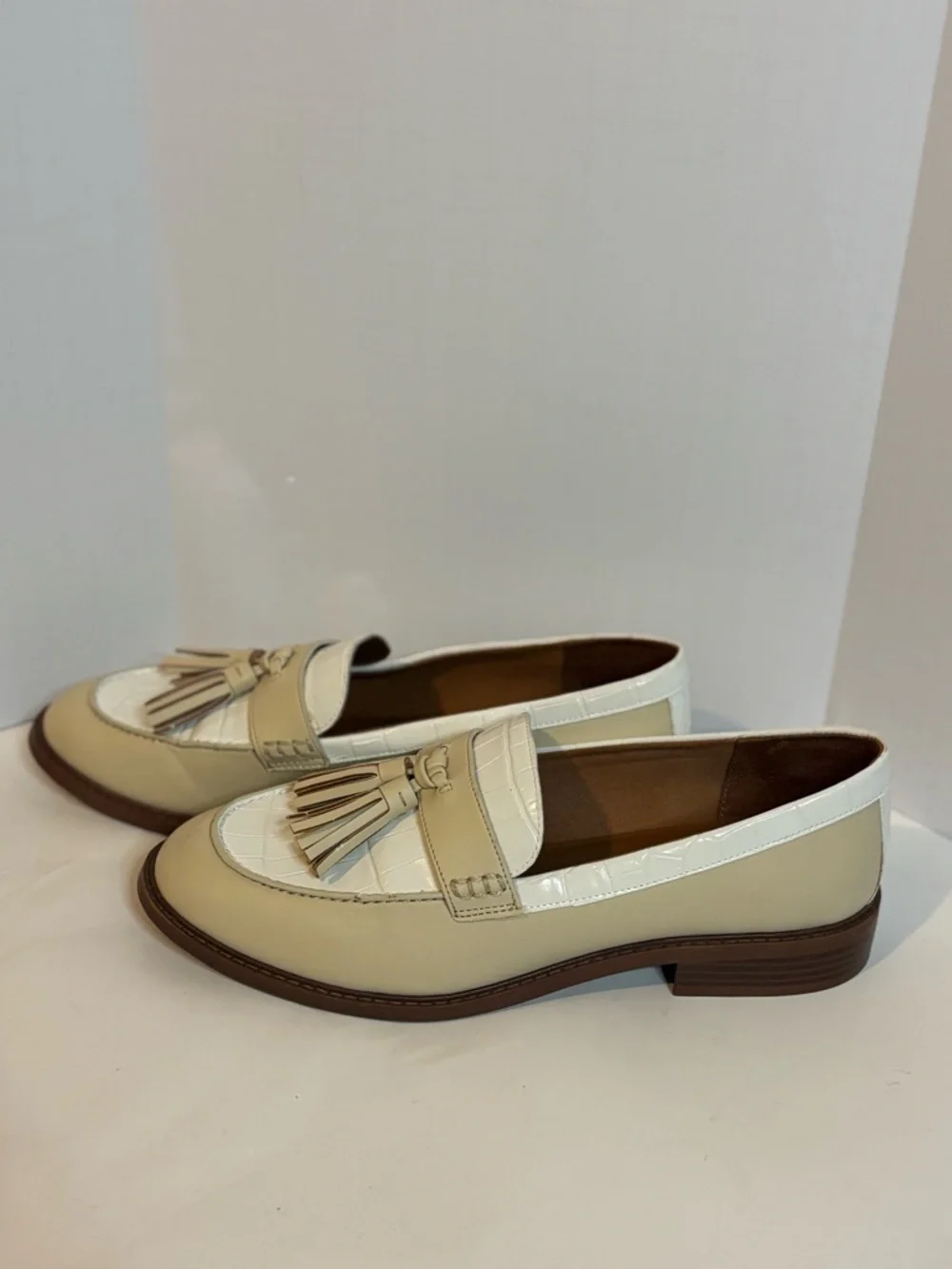 Franco Sarto Cream and White Tassel Loafers - Picture 1 of 9